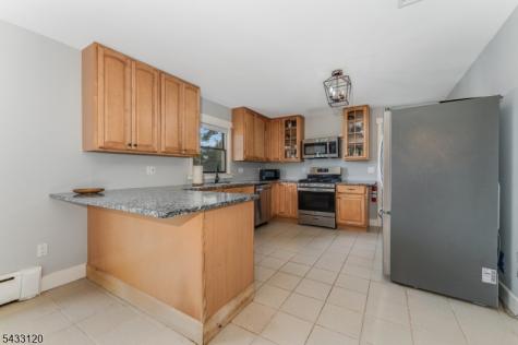 13 Maple Avenue Frenchtown NJ 08825
