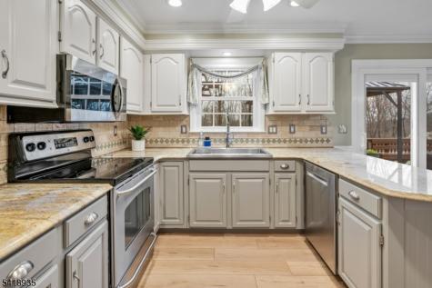 22 Kevin Drive Mount Olive NJ 07836