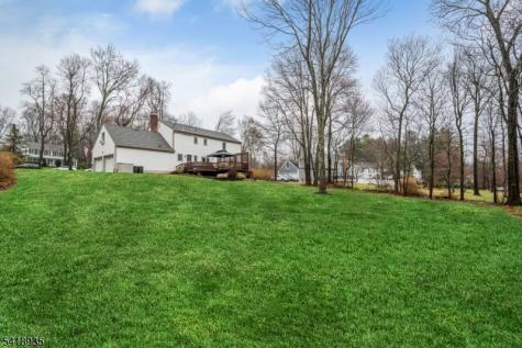 22 Kevin Drive Mount Olive NJ 07836