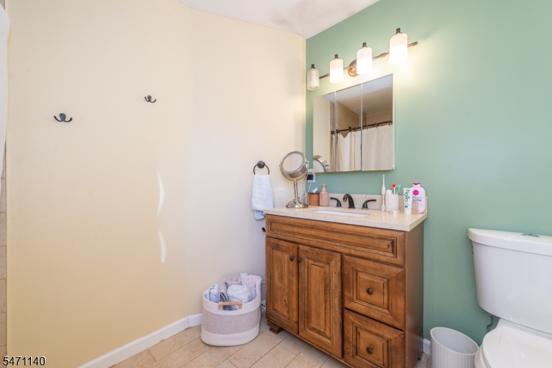 27 Alabama Avenue Jefferson NJ 07849