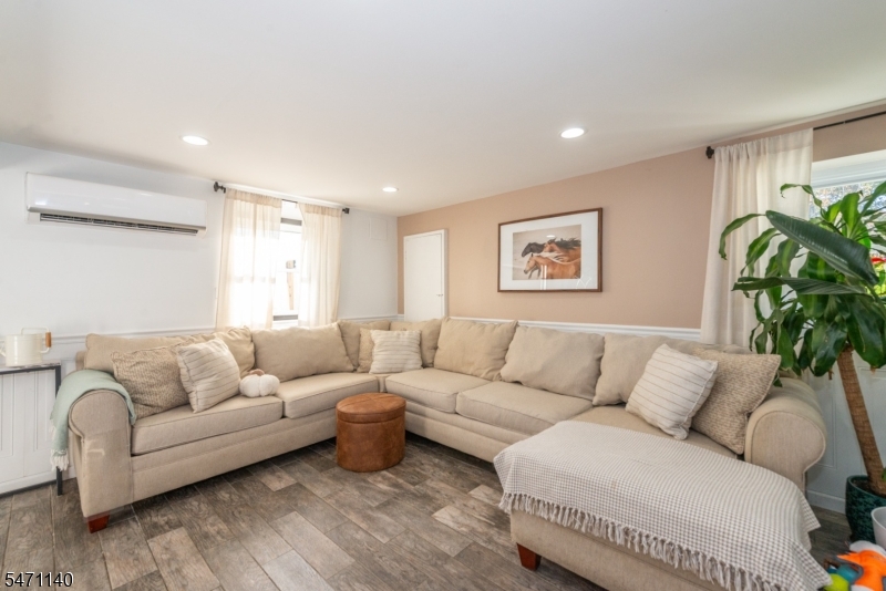 27 Alabama Avenue Jefferson NJ 07849