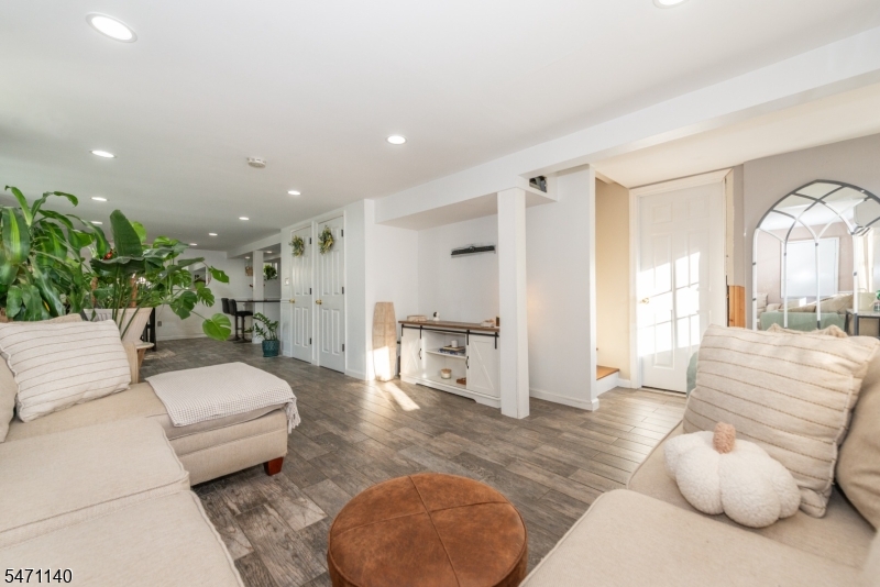27 Alabama Avenue Jefferson NJ 07849