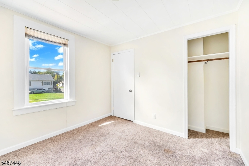 41 Woodside Avenue Newton NJ 07860