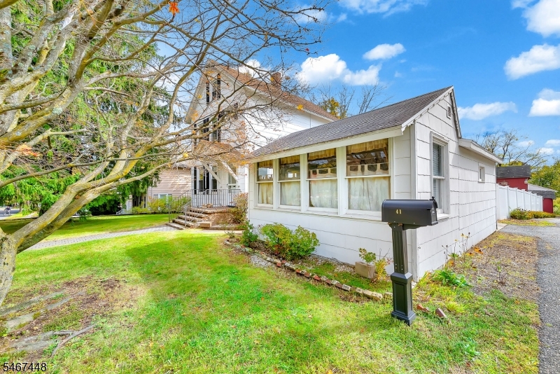 41 Woodside Avenue Newton NJ 07860