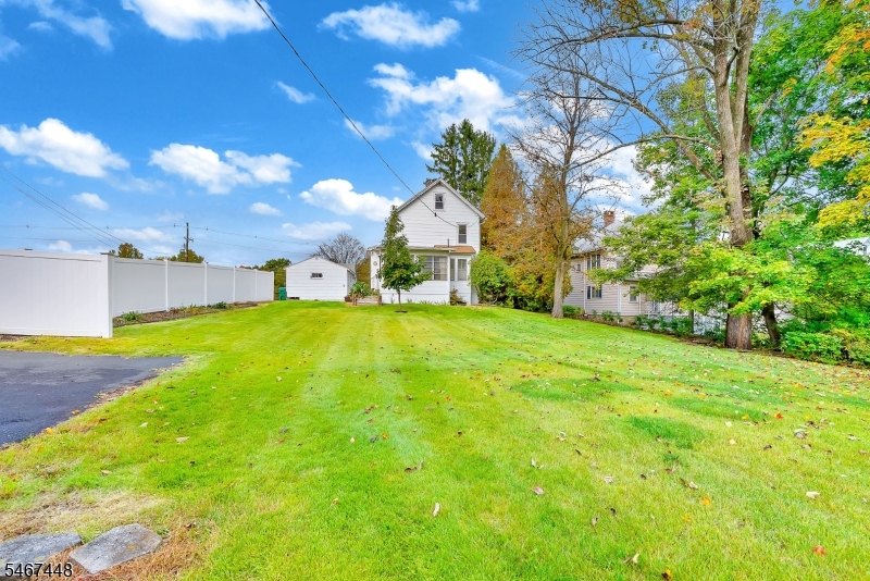 41 Woodside Avenue Newton NJ 07860