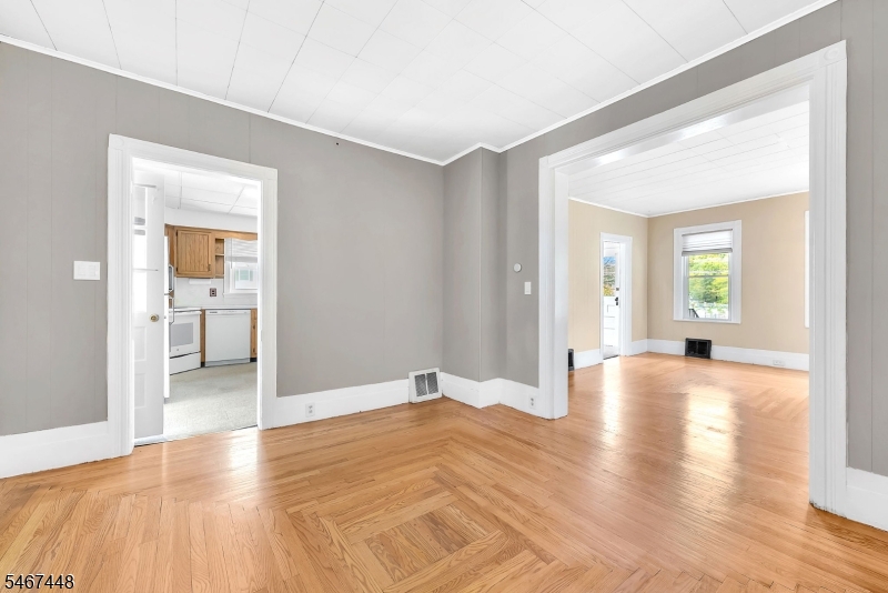 41 Woodside Avenue Newton NJ 07860