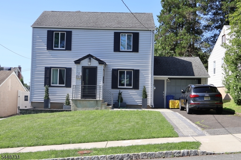 12 Nutwold Avenue West Orange NJ 07052
