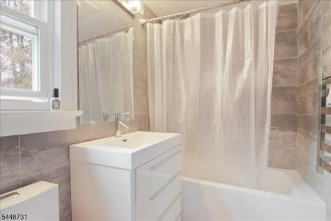 12 Nutwold Avenue West Orange NJ 07052