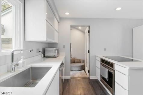 12 Nutwold Avenue West Orange NJ 07052