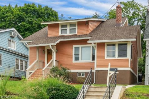 17 Floyd Road Verona NJ 07044