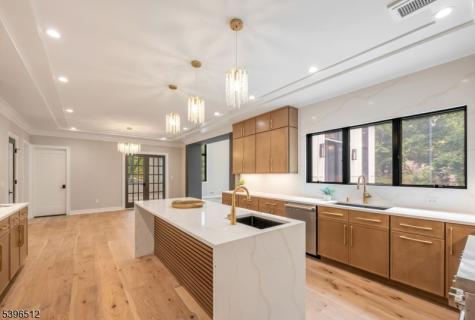 455 Sunset Avenue Haworth NJ 07641