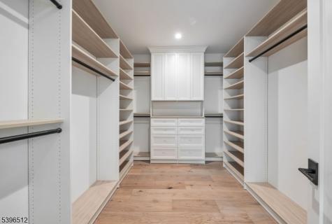 455 Sunset Avenue Haworth NJ 07641