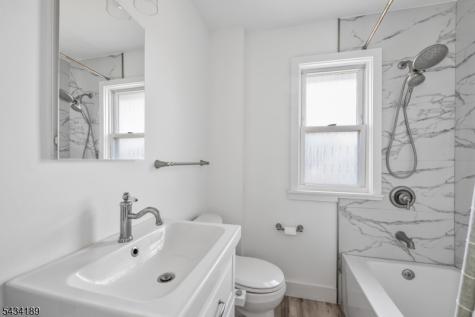 174 Phelps Avenue Bergenfield NJ 07621