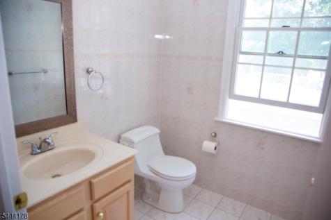43 Cleveland Avenue East Hanover NJ 07936