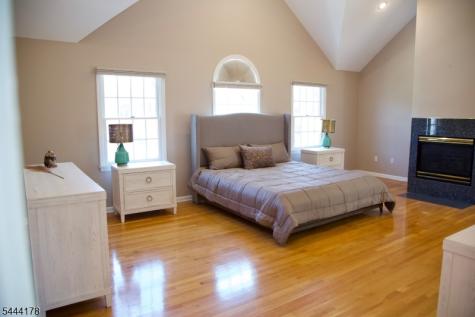43 Cleveland Avenue East Hanover NJ 07936