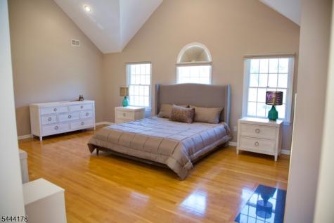 43 Cleveland Avenue East Hanover NJ 07936