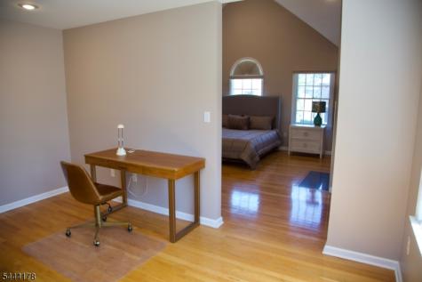 43 Cleveland Avenue East Hanover NJ 07936
