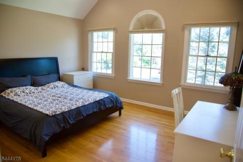 43 Cleveland Avenue East Hanover NJ 07936