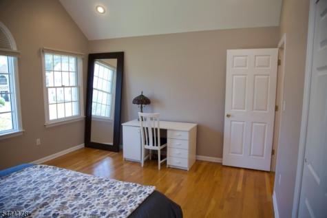 43 Cleveland Avenue East Hanover NJ 07936