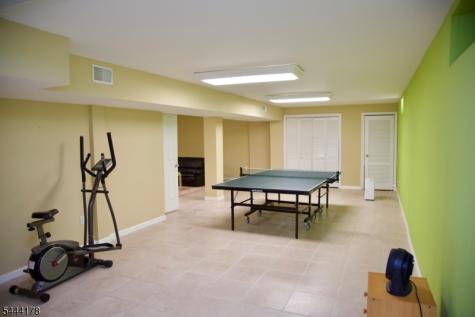 43 Cleveland Avenue East Hanover NJ 07936