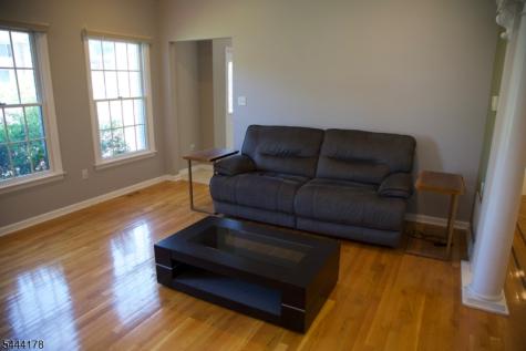 43 Cleveland Avenue East Hanover NJ 07936