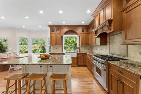 31 Old Farm Road Berkeley Heights NJ 07922