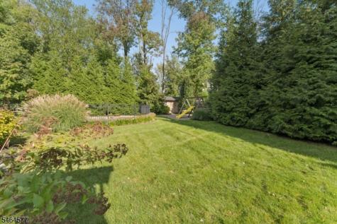 31 Old Farm Road Berkeley Heights NJ 07922