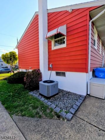19 E 2nd Street Woodbridge NJ 07064