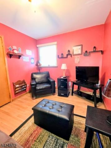 19 E 2nd Street Woodbridge NJ 07064