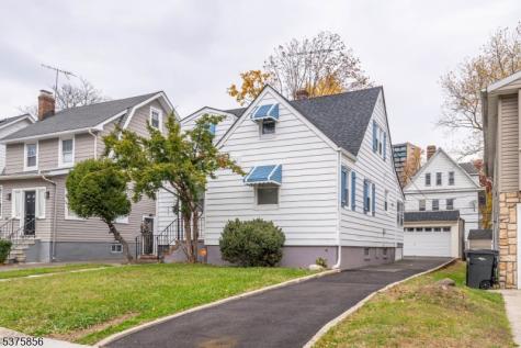 344 Elmwood Avenue East Orange NJ 07018