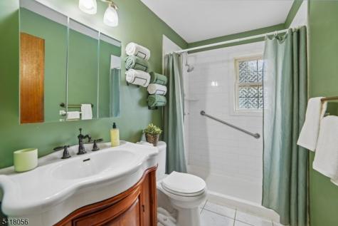 284 Madison Avenue Cresskill NJ 07626