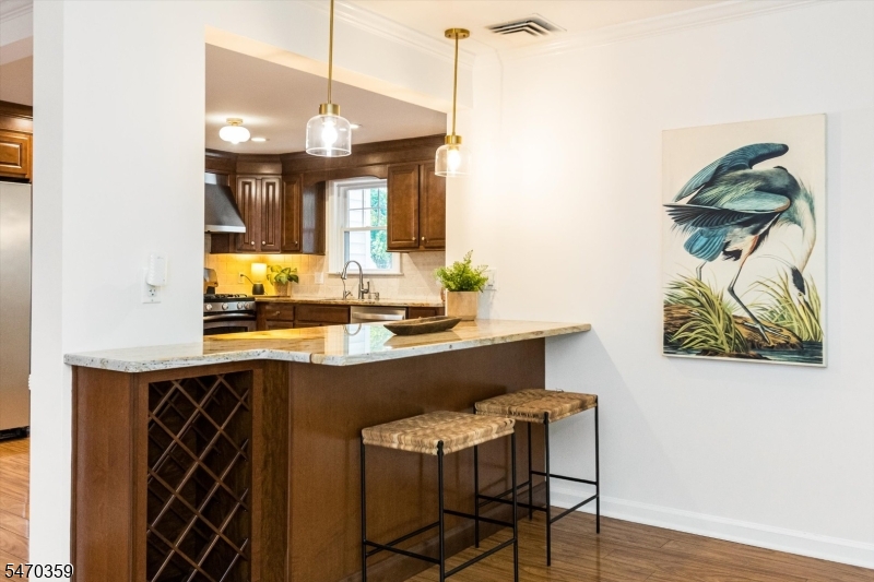 157 Laurel Avenue Livingston NJ 07039