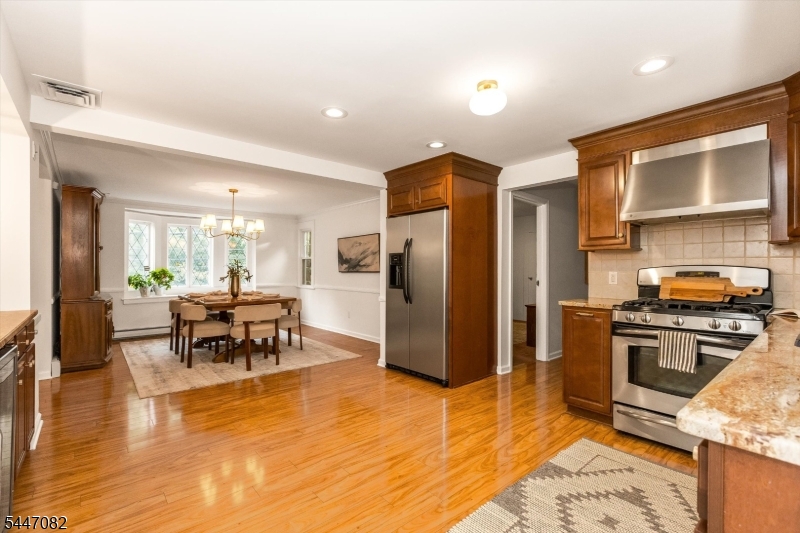 157 Laurel Avenue Livingston NJ 07039