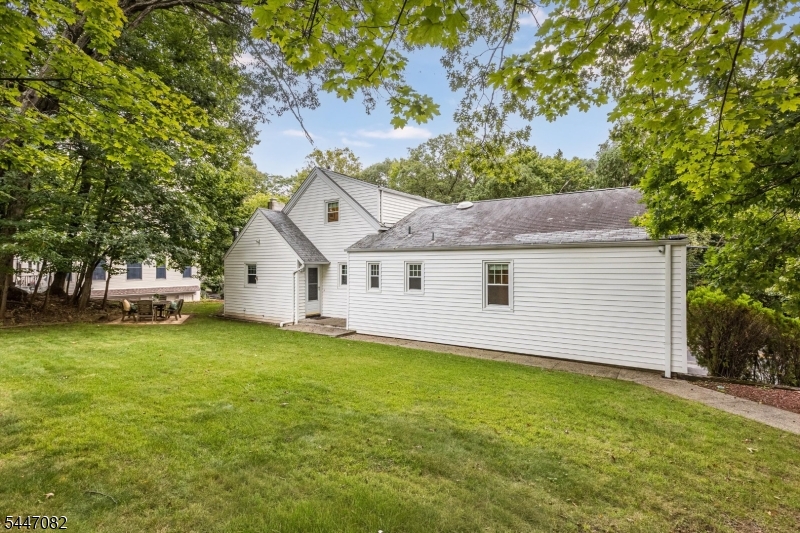157 Laurel Avenue Livingston NJ 07039
