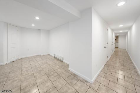 249 Summer Avenue Newark NJ 07104