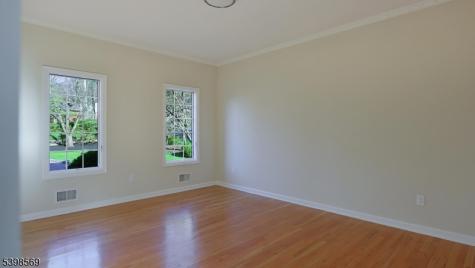 156 Washington Drive Watchung NJ 07069