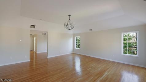 156 Washington Drive Watchung NJ 07069