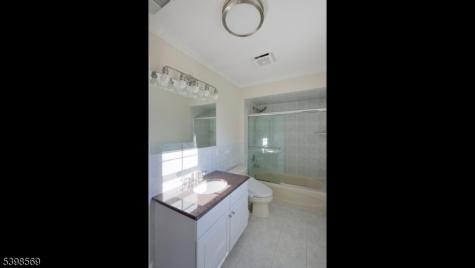 156 Washington Drive Watchung NJ 07069