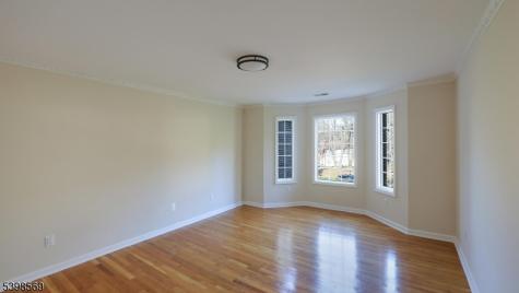 156 Washington Drive Watchung NJ 07069