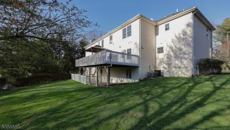 156 Washington Drive Watchung NJ 07069