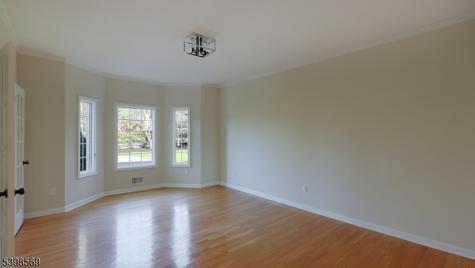 156 Washington Drive Watchung NJ 07069