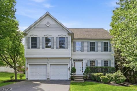 51 Hartlander Street East Brunswick NJ 08816