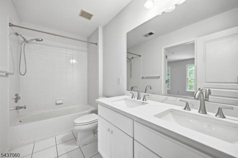 51 Hartlander Street East Brunswick NJ 08816