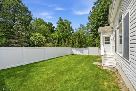 51 Hartlander Street East Brunswick NJ 08816