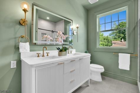 110 Blauvelt Avenue Hohokus NJ 07423