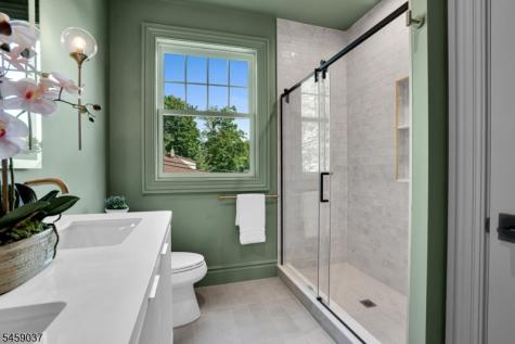 110 Blauvelt Avenue Hohokus NJ 07423