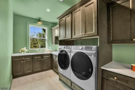 110 Blauvelt Avenue Hohokus NJ 07423