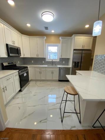 71 Coolidge Street Irvington NJ 07111
