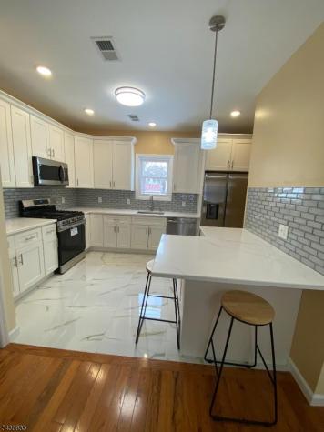 71 Coolidge Street Irvington NJ 07111