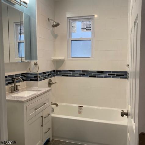 71 Coolidge Street Irvington NJ 07111